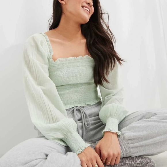 Aerie • Green Smocked Crop Top - Picture 1 of 8